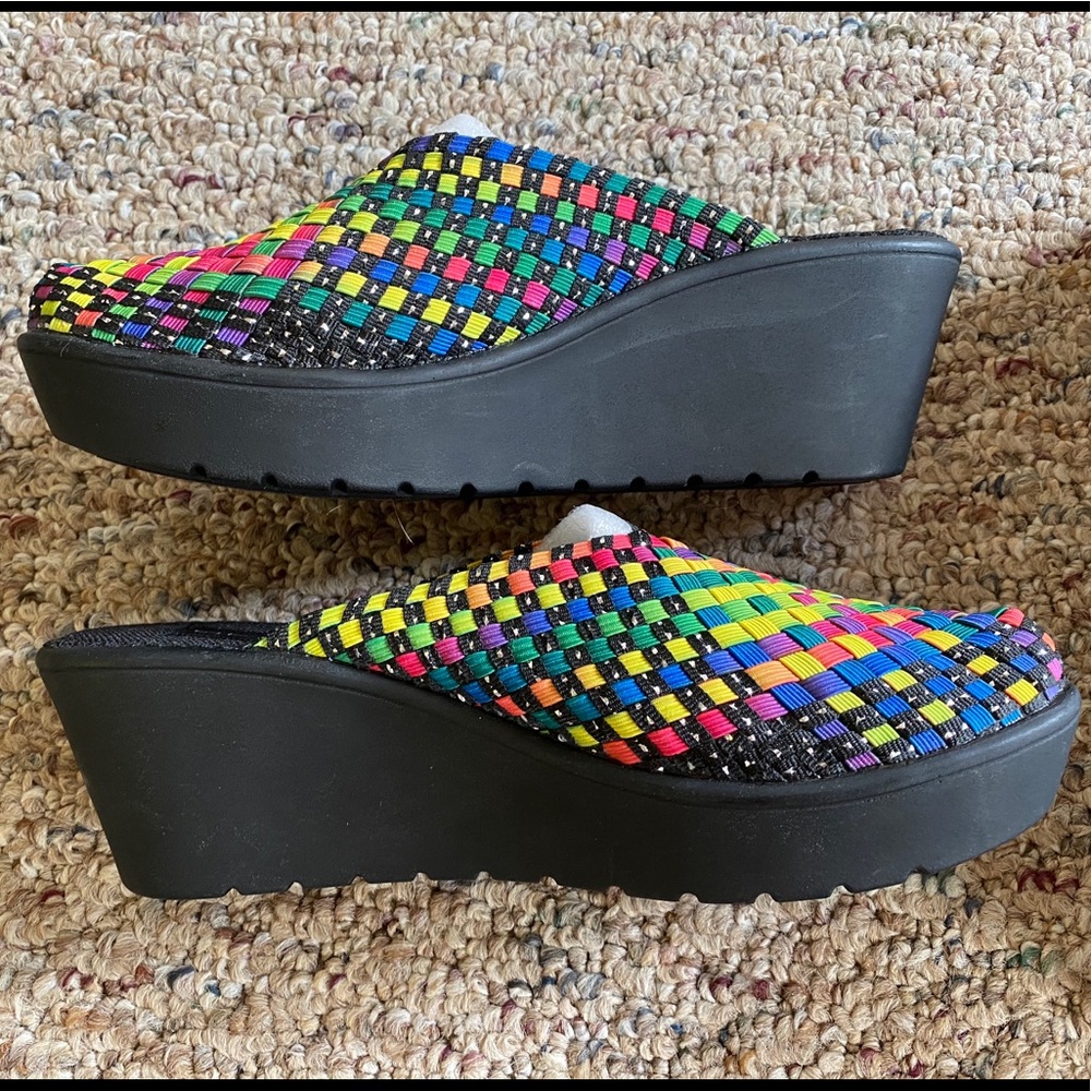 NWT Steve Madden Brianne Yoga Platform Wedges